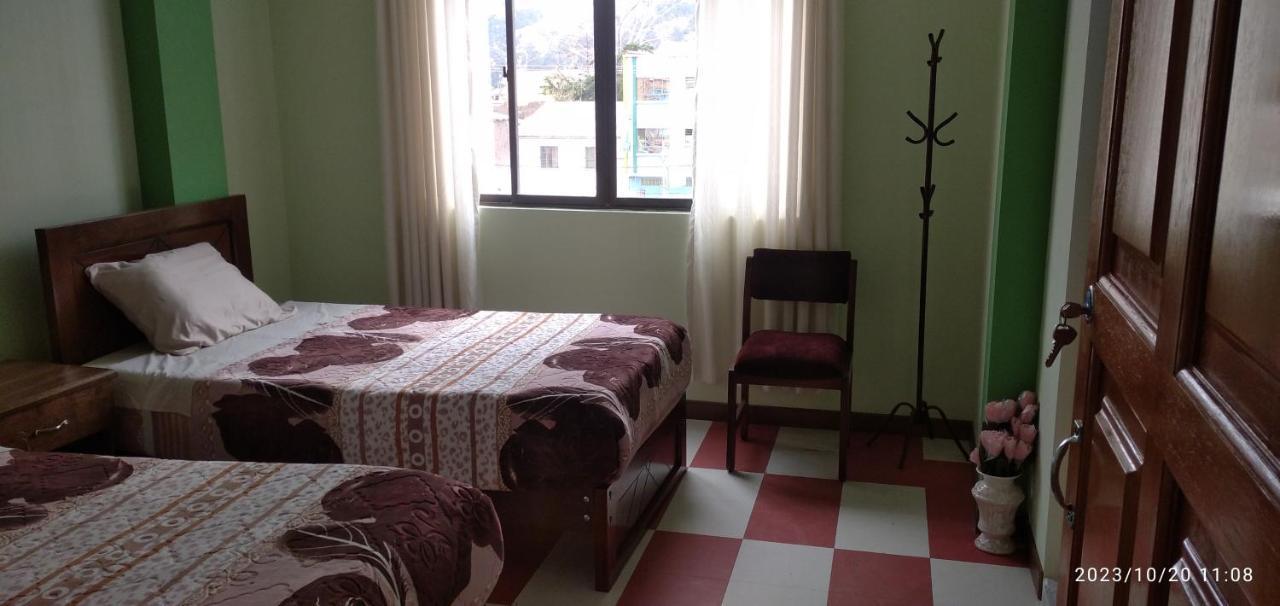 Hostal Eterna Primavera 科帕卡巴纳 外观 照片